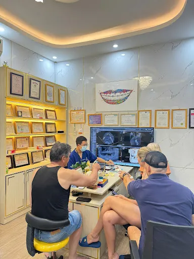 THẨM MỸ METAL DENTAL CLINIC